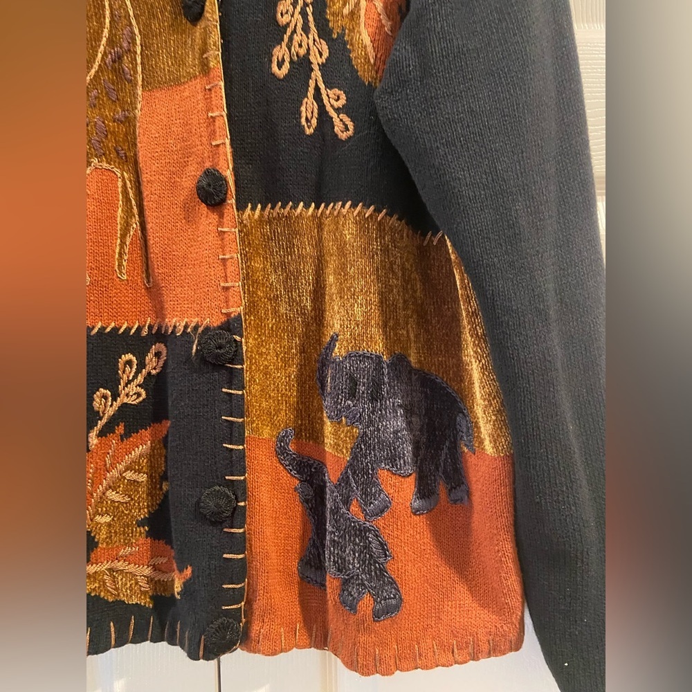 Lisa International Vintage Cardigan Sweater Elephant Giraffe Fall Leaves Size L - Picture 2 of 5